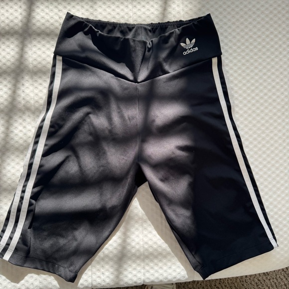 Adidas Biker Shorts 7” - Picture 1 of 5